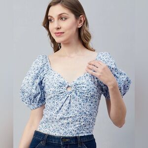 Blue Floral Puff Sleeve cropped Blouse